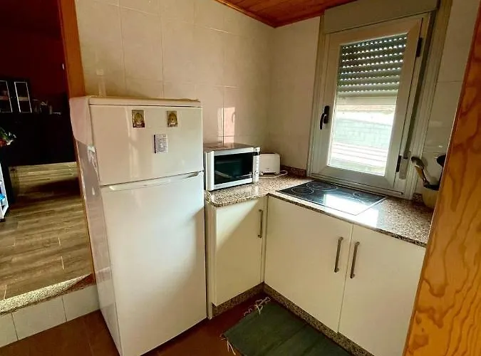 בית נופש A Casa Do Abuelo אורנסה